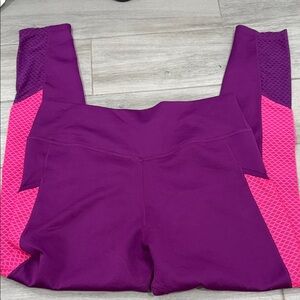 Nike Women's Leggings in Purple and Pink